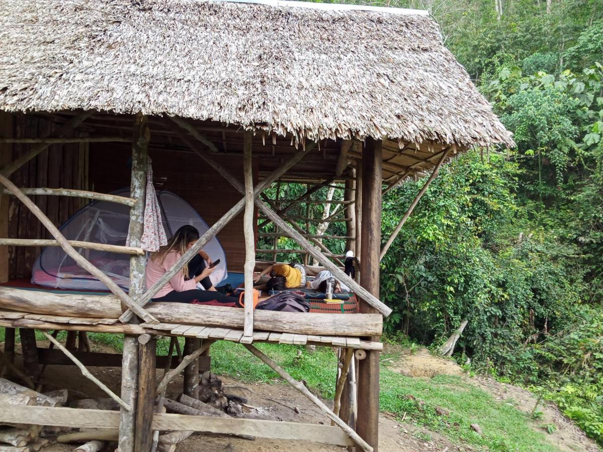 Orangutantreksumatra & Lovely Jungle Lodge Only Book If You Are Treking With Us Bukit Lawang Exterior foto