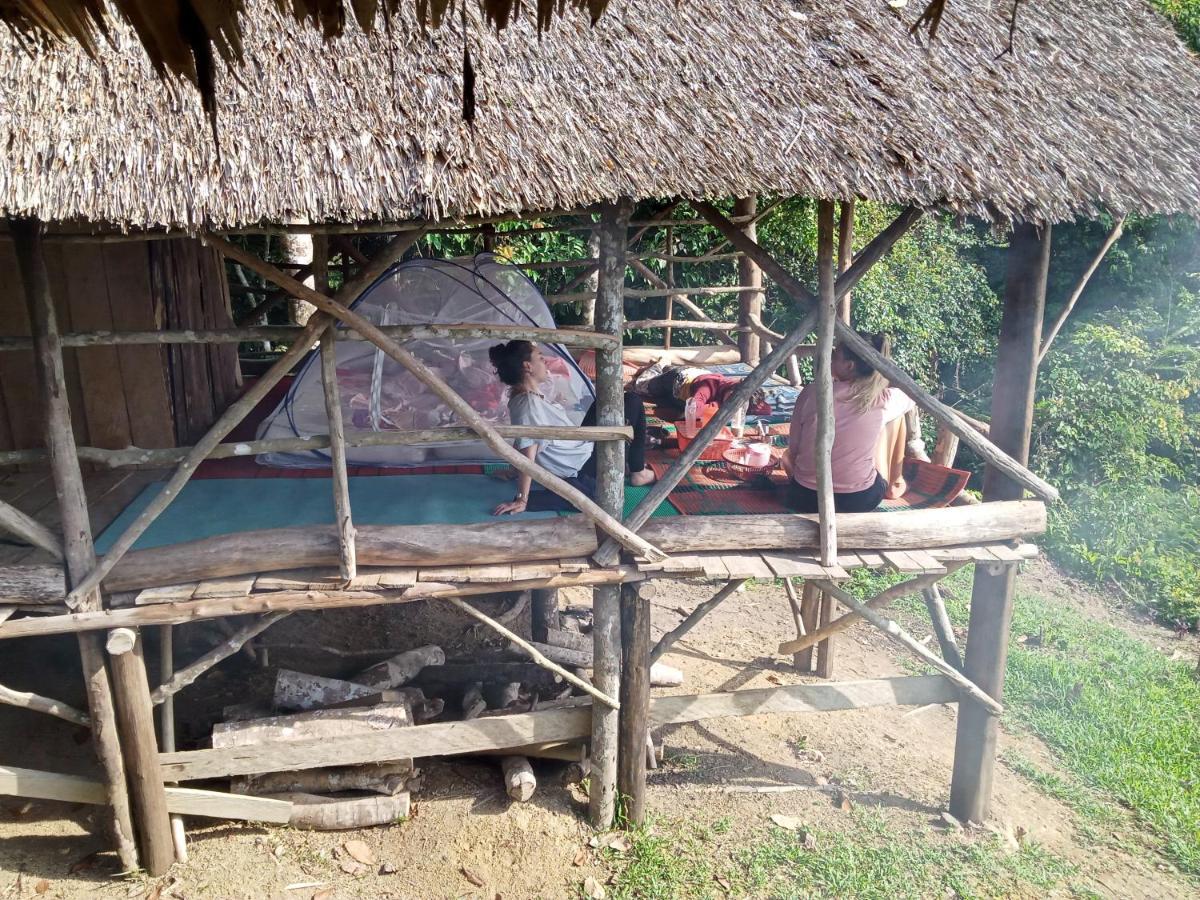 Orangutantreksumatra & Lovely Jungle Lodge Only Book If You Are Treking With Us Bukit Lawang Exterior foto