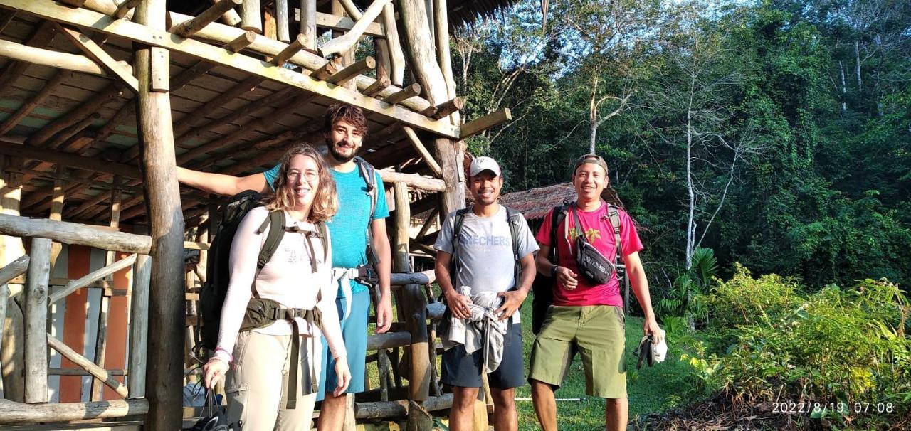 Orangutantreksumatra & Lovely Jungle Lodge Only Book If You Are Treking With Us Bukit Lawang Exterior foto