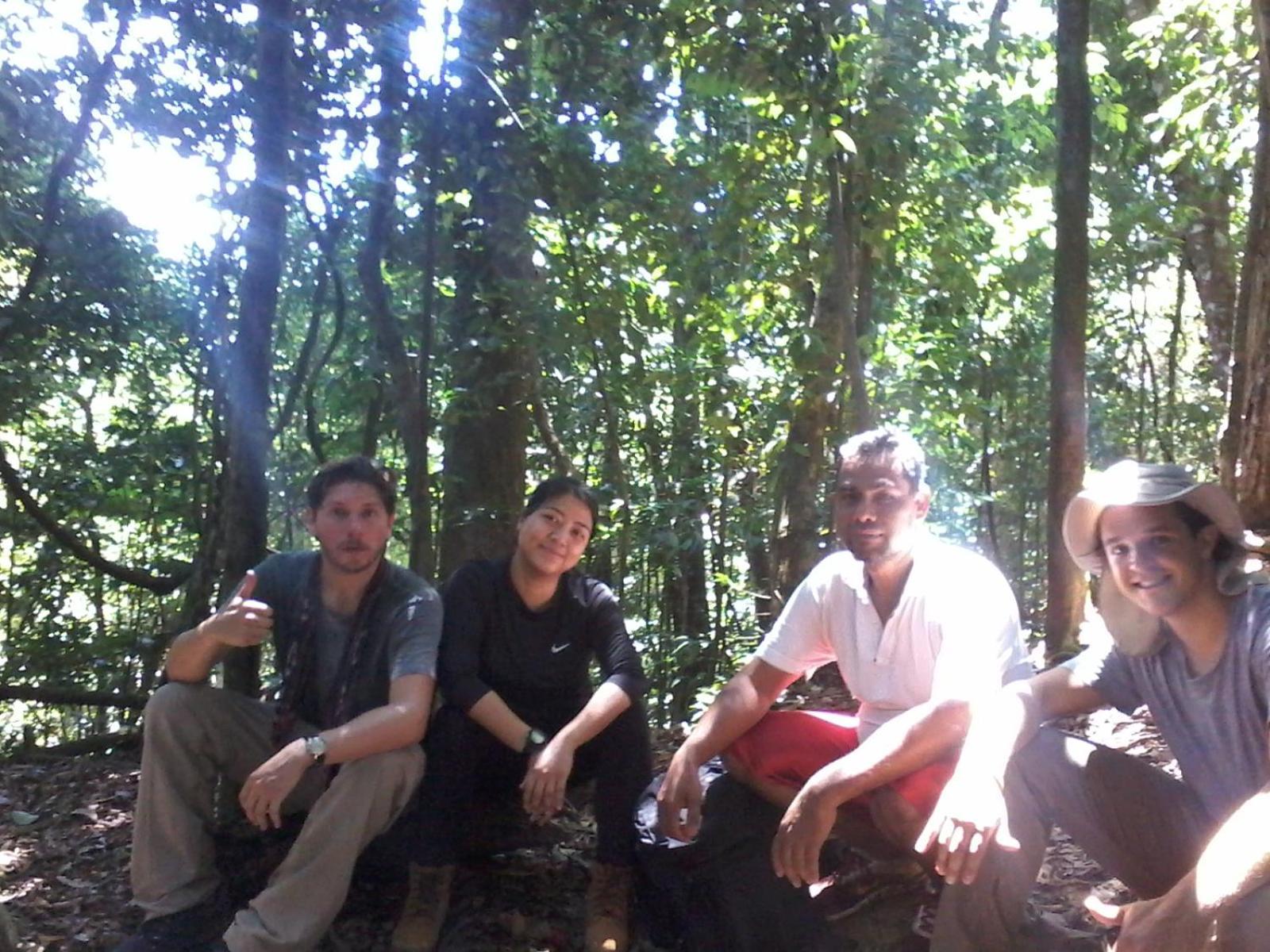 Orangutantreksumatra & Lovely Jungle Lodge Only Book If You Are Treking With Us Bukit Lawang Zimmer foto